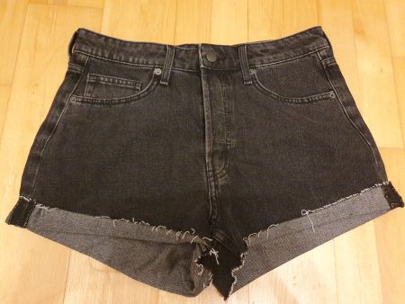 Schwarze Jeans Shorts von H&M, Grösse 40, Top Zustand!