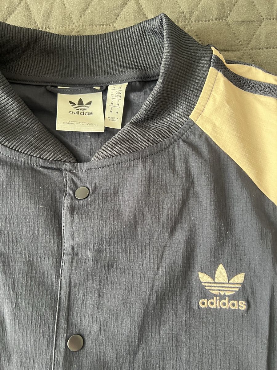 Adidas Giacche: Veste mi saison Adidas – Nuovo (secondo la descrizione) da Epalinges venduto da pau_78d8 1