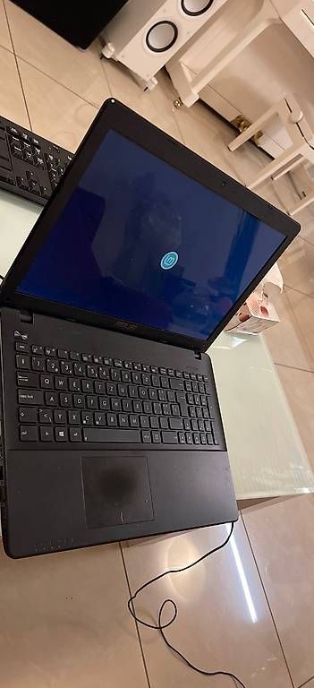 Asus Portables: Laptop Asus – D'occasion à Zürich par LihuaC 1