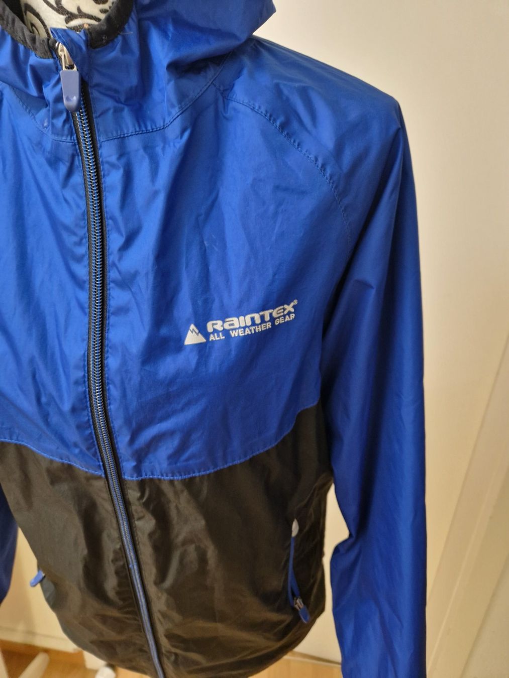 Jacken & Mäntel: Regenjacke Raintex blau/schwarz Grösse 164 – Gebraucht aus Glattbrugg von mas_75t2 1