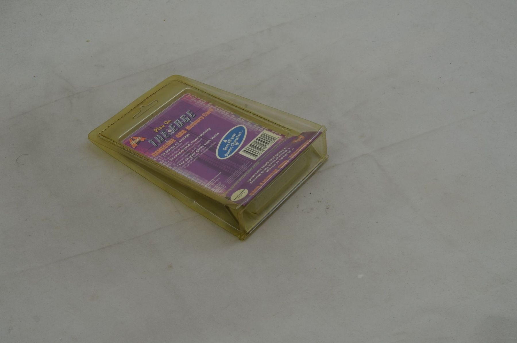 Memory unit & Memory card: The Edge 4MB Memory Card GameCube OVP – Nuovo e nell'imballaggio originale da Buchs AG venduto da SellAndBuyX 4