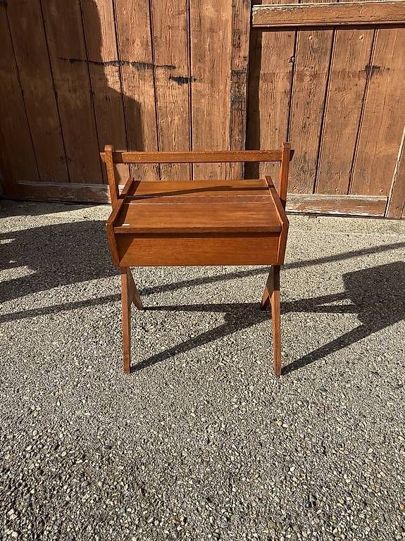Tische: Table à couture vintage en bois massif – Gebraucht aus Arnex-sur-Orbe von Tutu1037 2