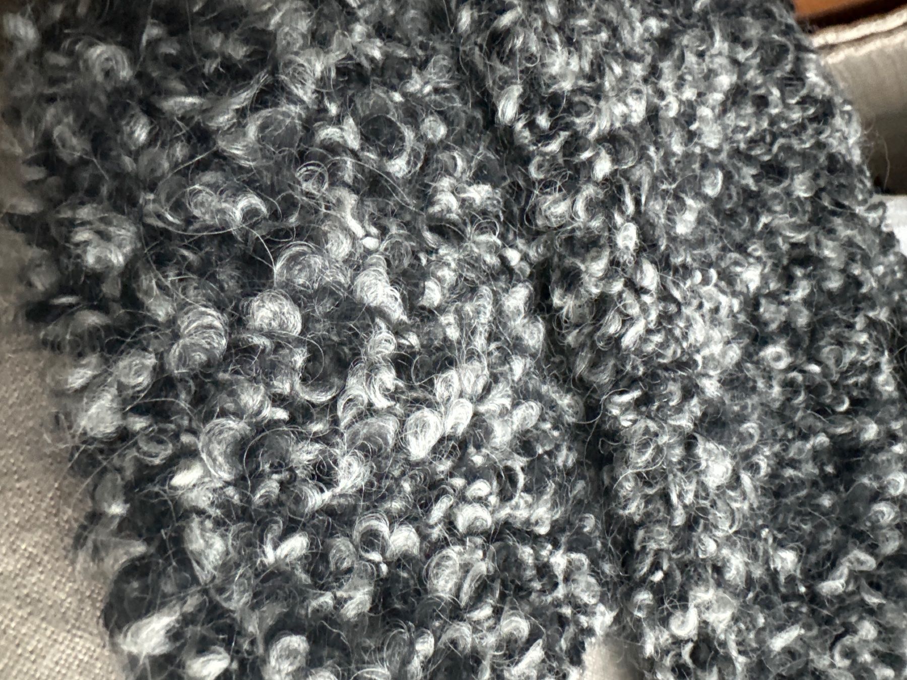Foulard & Sciarpe: CUE Schal Wolle grau/schwarz NEU! – Nuovo (secondo la descrizione) da Brütten venduto da Rod816 1