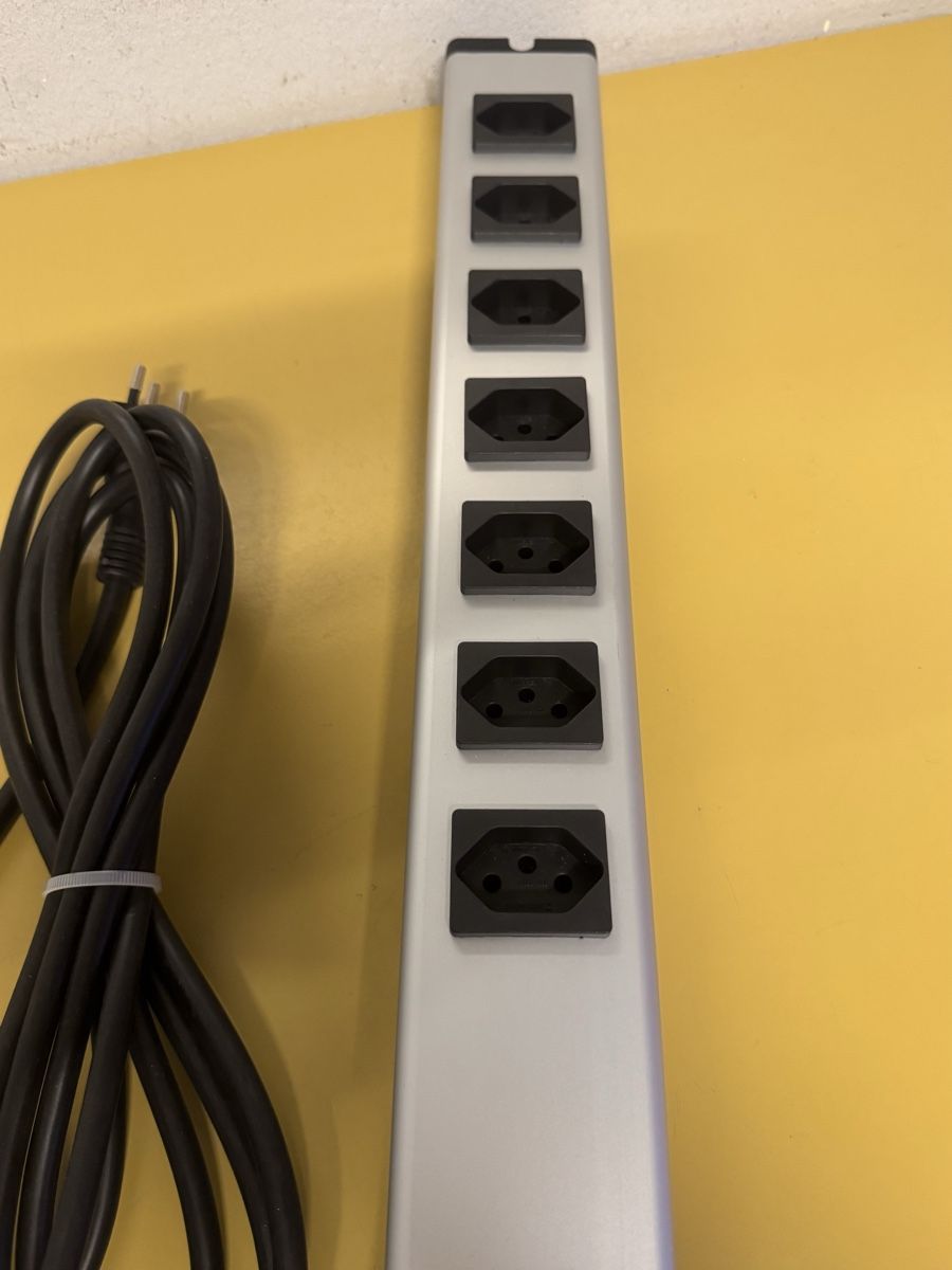 Stecker: Steckdosenleiste Ehmann  – Gebraucht aus Schlieren von Freundlich02 3