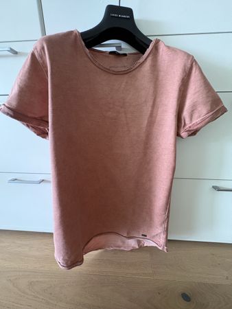 Tigha T-Shirt Grösse M guter Zustand