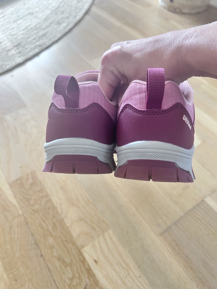 Scarpe per ragazze: Trekking Schuhe/Gr. 35 – Usato da Aarberg venduto da lep_qc92 3