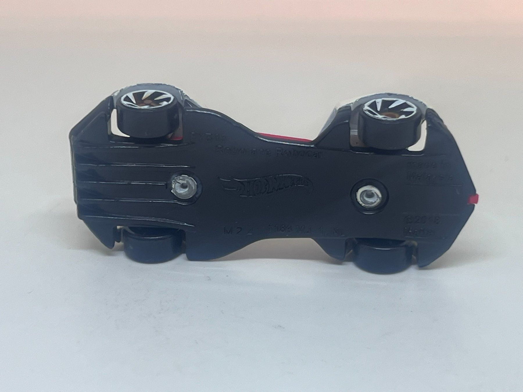 Hot Wheels Modellini d'auto: Hot Wheels Roborace Robocar #185 – Usato da Wildegg venduto da LaaBoutique 3