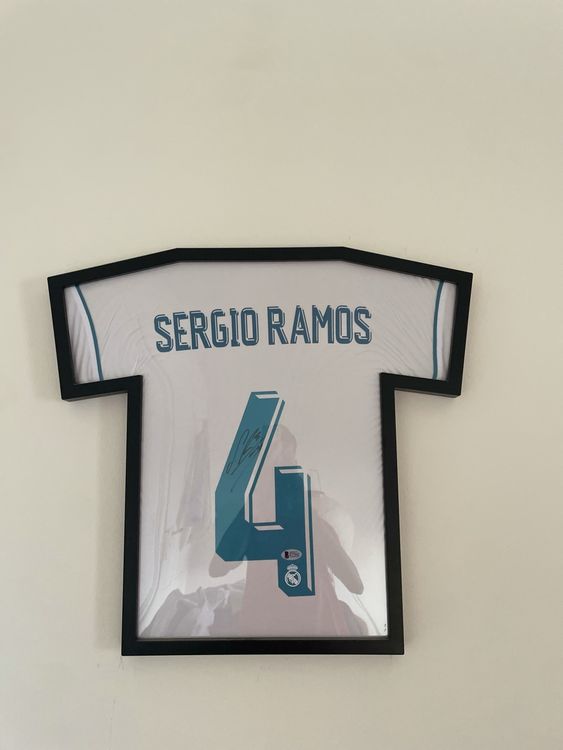 Sergio Ramos Signiertes Foto Im Passepartout - España FC Geschenk