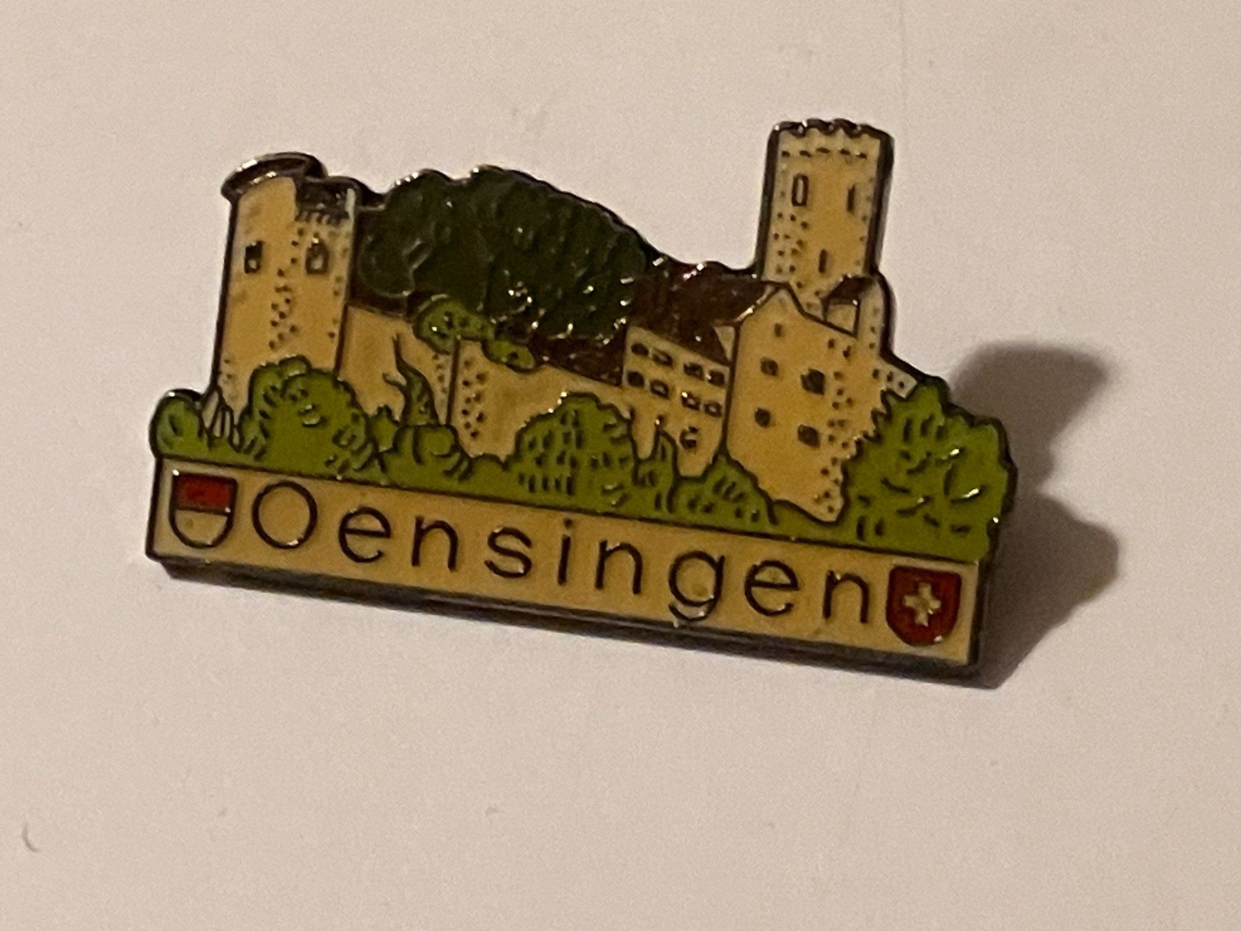 Plaquettes & Badges: 1 Pin Oensingen – D'occasion à Basel par djwwpp