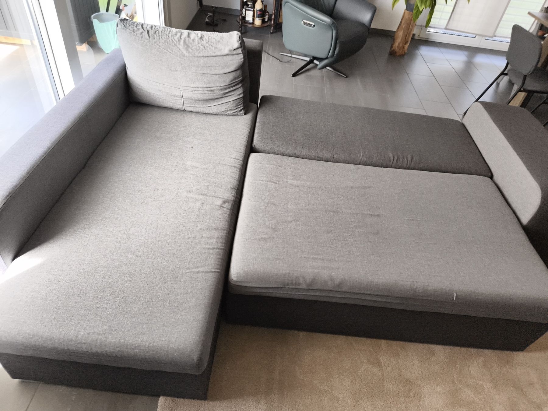 Divani: Ecksofa grau (Bettsofa) – Usato da Olten venduto da joe_9gbw 2
