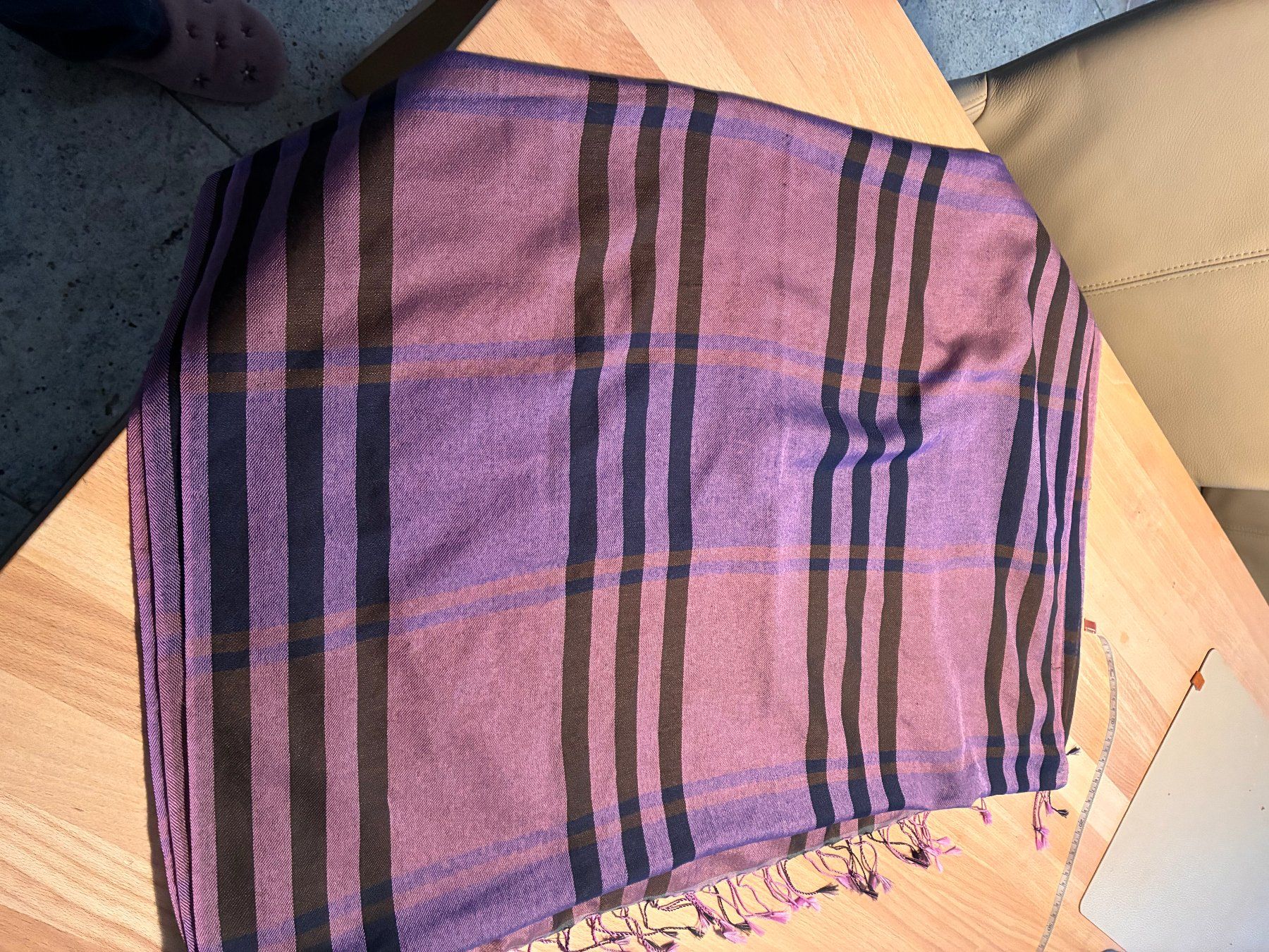 Foulards & écharpes: edler Schal violett – Neuf (Voir description) à Berikon par sei_9bck 1