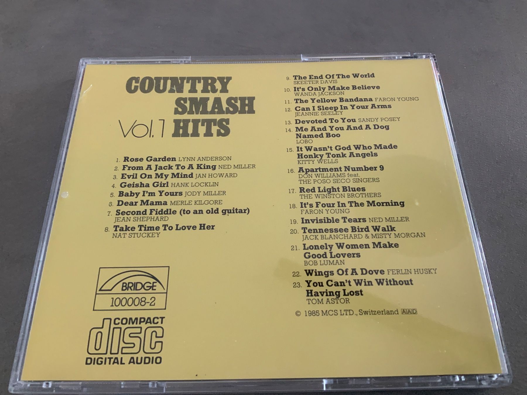 CDs: Country Smash Hits Vol 1, CD – Gebraucht aus Uster von Macita56 1