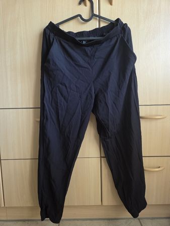 COS Hose schwarz Viskose-Mix Grösse 38 guter Zustand