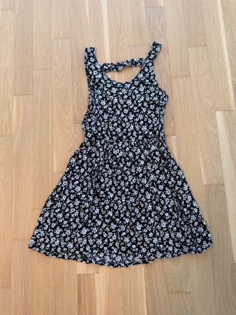 Kleid Blumenmuster schwarz weiss Grösse XS