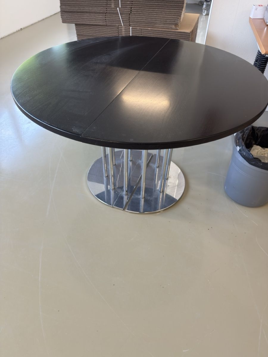 Tables: Tisch – D'occasion à Sursee par Cabri01 1