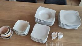 Komplettes Geschirr-Set (Cucina Tavola)  Nur Abholung