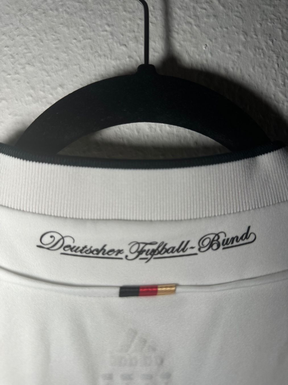 DFB Canottiere & Pantaloni: Authentic Adidas Deutschland Trikot 2014 - André Schürrle #9 – Usato da Zürich venduto da GenerationZH 6