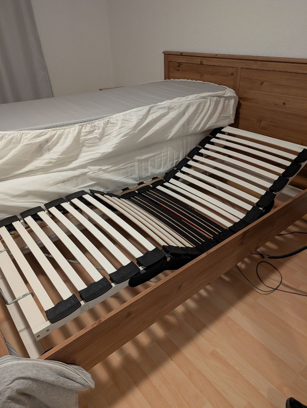 Ikea Letti: Ikea Bett 160x200cm inkl. 2 Lattenrost – Usato da Adligenswil venduto da karinma 3