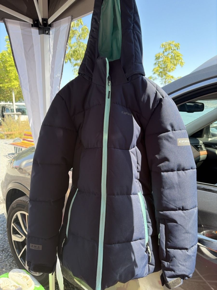 Icepeak Jacken & Mäntel: Winterjacke Icepeak 140 – Gebraucht aus Au ZH von schneebi88