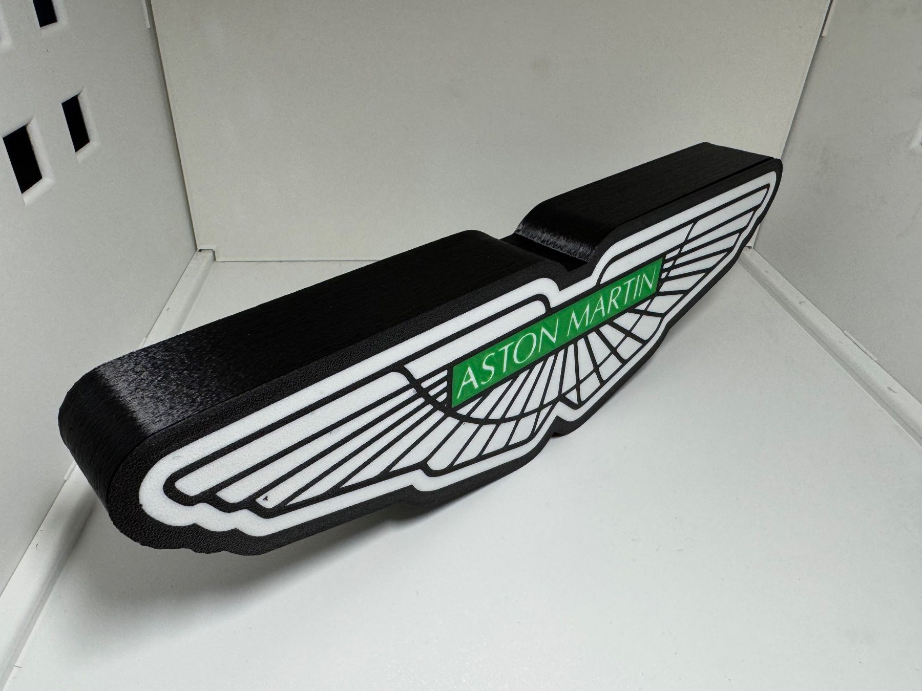 Lampade: Lightbox lumière led ASTON MARTIN – Nuovo (secondo la descrizione) da Vicques venduto da PAMB3D 1