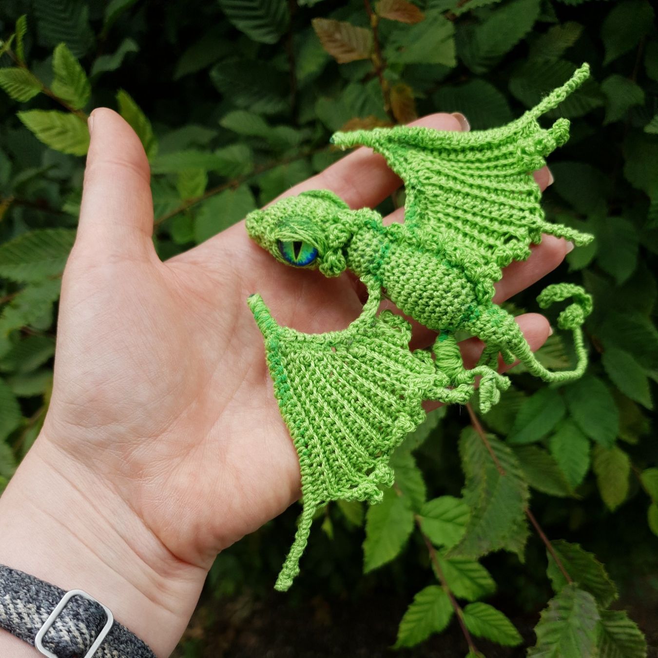 Spille & Fermagli: Gehäkelte Drache  Brosche OOAK handmade – Nuovo (secondo la descrizione) da Gelterkinden venduto da Macrameed 4