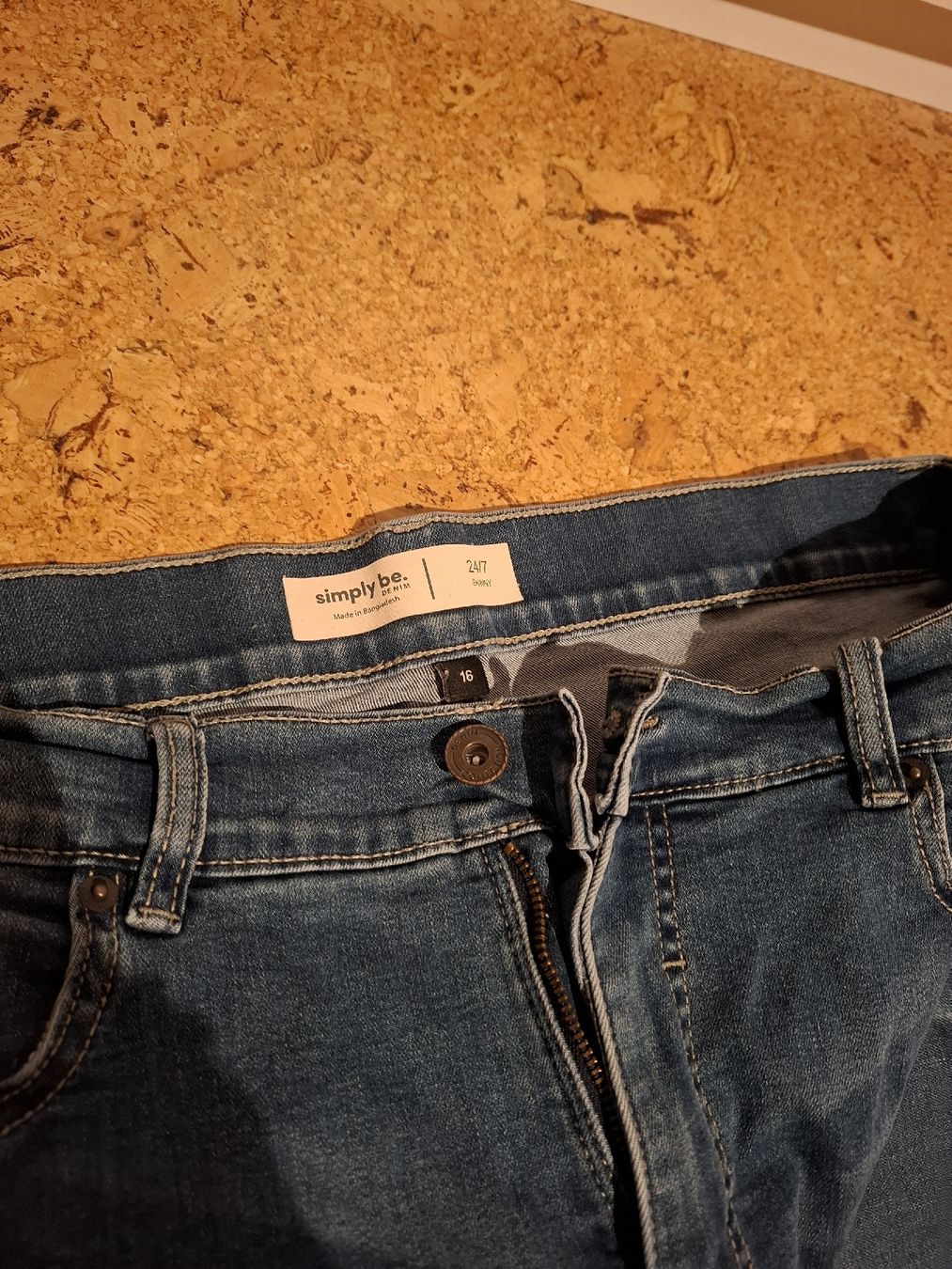 Jeans: Jeans Grösse 16 (ca. 46) – Nuovo (secondo la descrizione) da Lütisburg venduto da amerika123 2