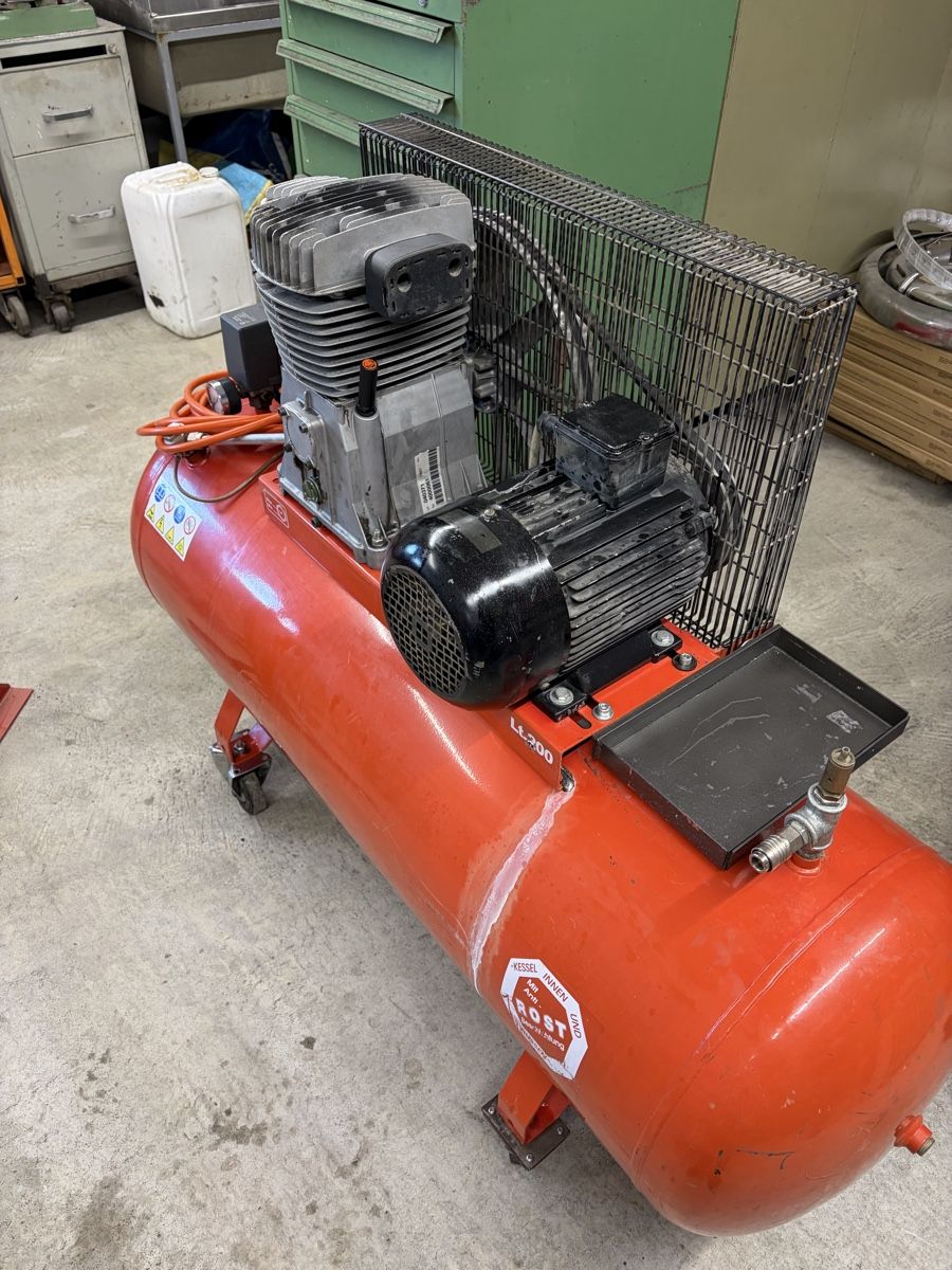Compressori: Kolbenkompressor – Usato da Rheineck venduto da rom-ano63 2