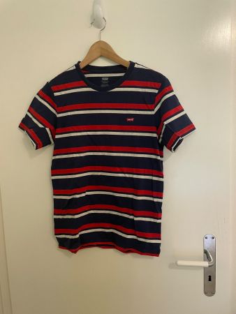 Levi's T-Shirt (Grösse S)