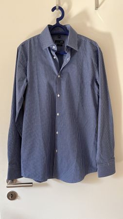 Elegantes Herrenhemd mit Karomuster, Grösse S