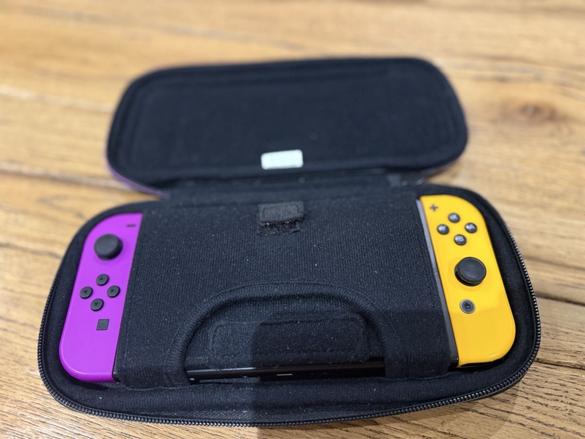 Nintendo Consoles: Nintendo Switch 🎮 – D'occasion à Sempach par CU2times 2