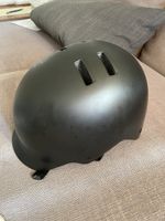 Schwarzer KED Helm, Gr M, schwarz