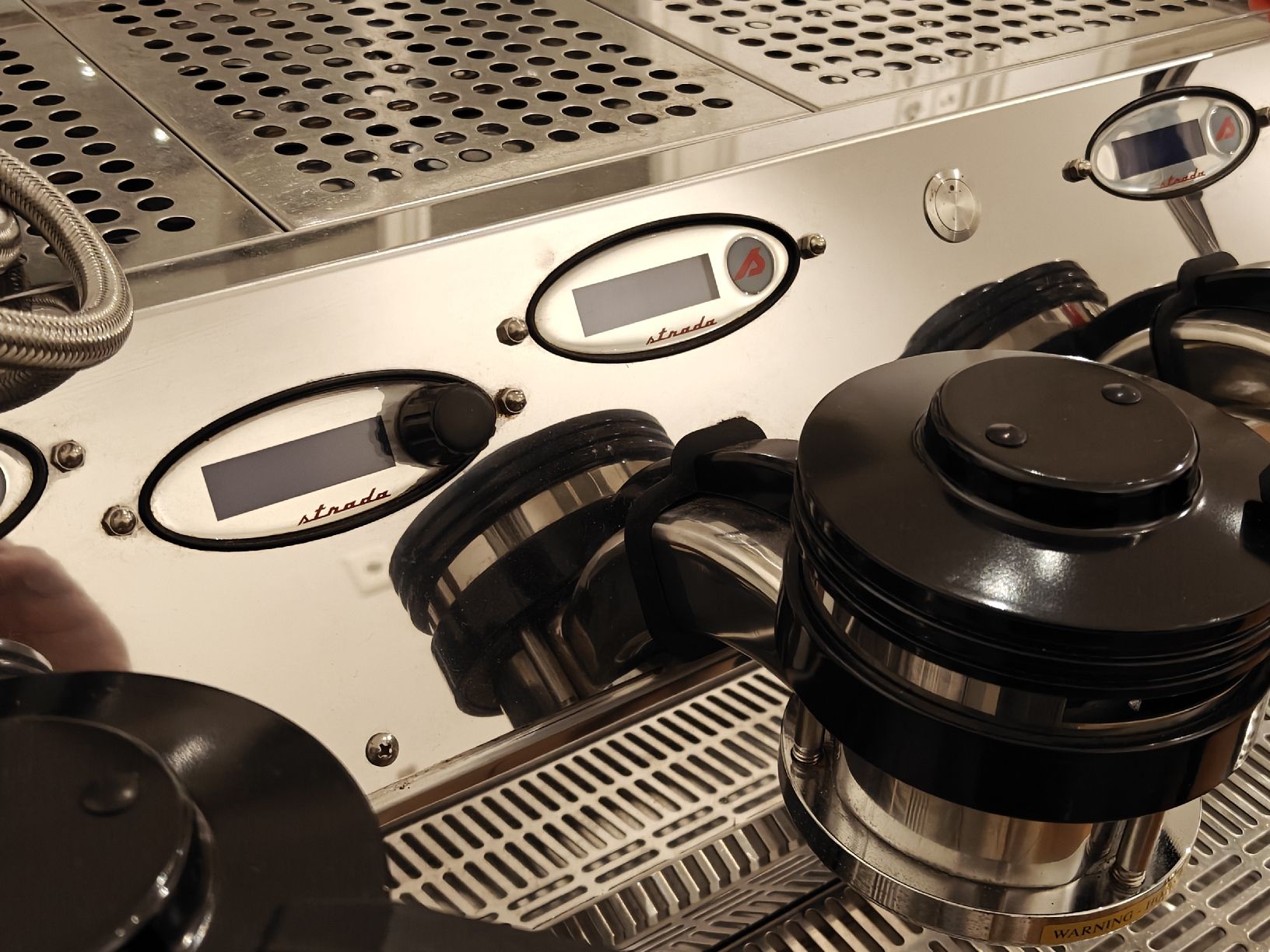 La Marzocco Macchine per caffè & Macchine per espresso: La Marzocco strada ep3 3 gruppig – Usato da Zürich venduto da Melinho27 3
