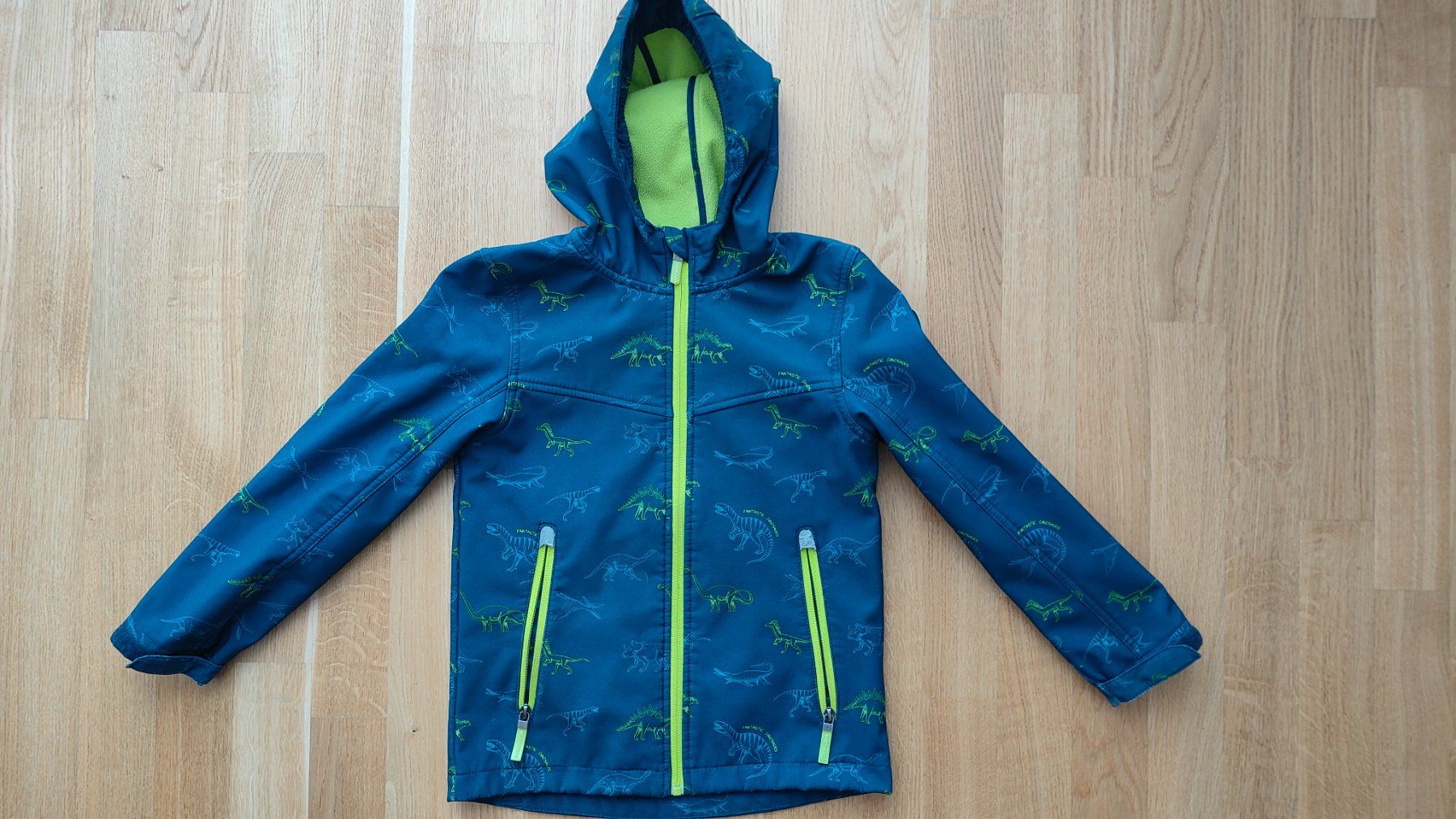 Giacche & Cappotti: Northville Softshell Jacke, Grösse 134, Dinosauriermuster – Usato da Langnau i.E. venduto da Nufi7