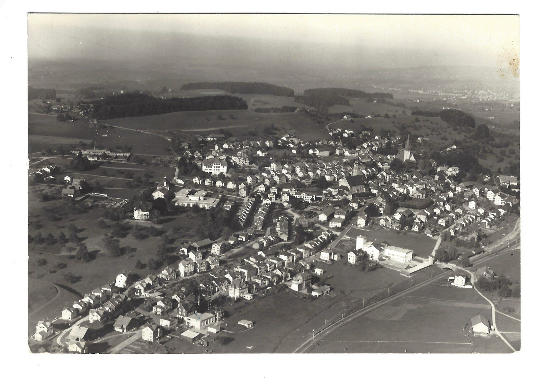 Cartoline postali: AK Degersheim Flugaufnahme – Usato da Frauenfeld venduto da Astra13