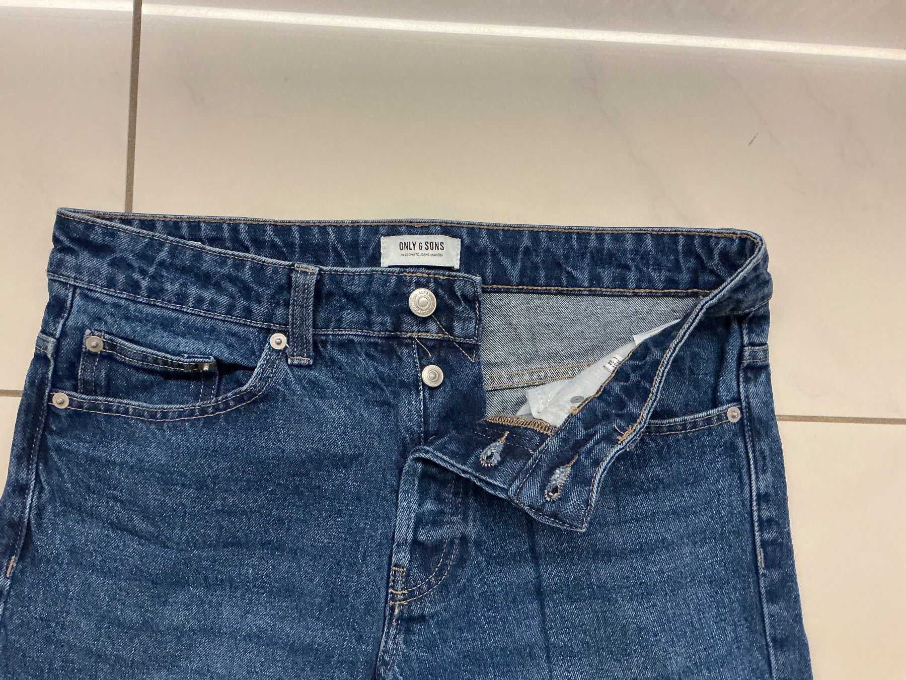 Jeans: Neuwertige Jeans Gr.31/34 Only&Sons – Nuovo (secondo la descrizione) da Biel-Benken BL venduto da Sahra1 2