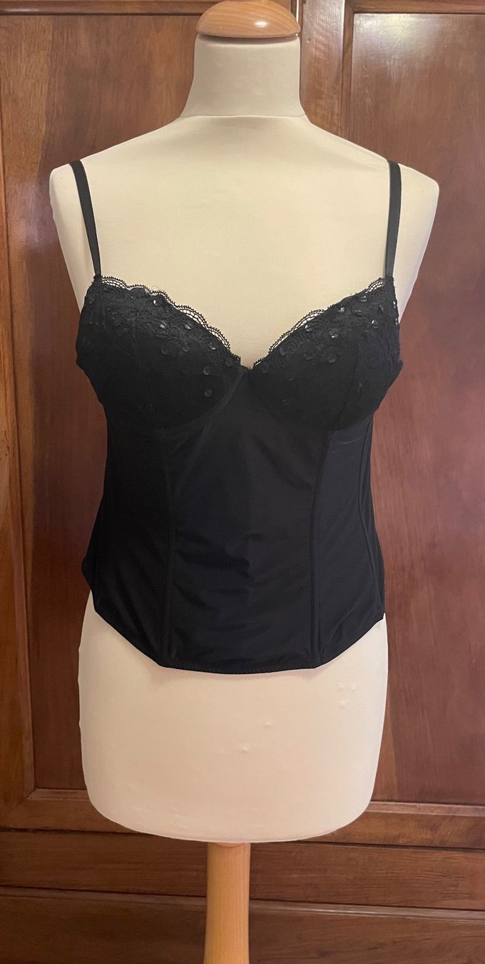 Beldona Altra biancheria intima: Corsage Beldona 75B – Nuovo (secondo la descrizione) da Lausanne venduto da Lou__ 1