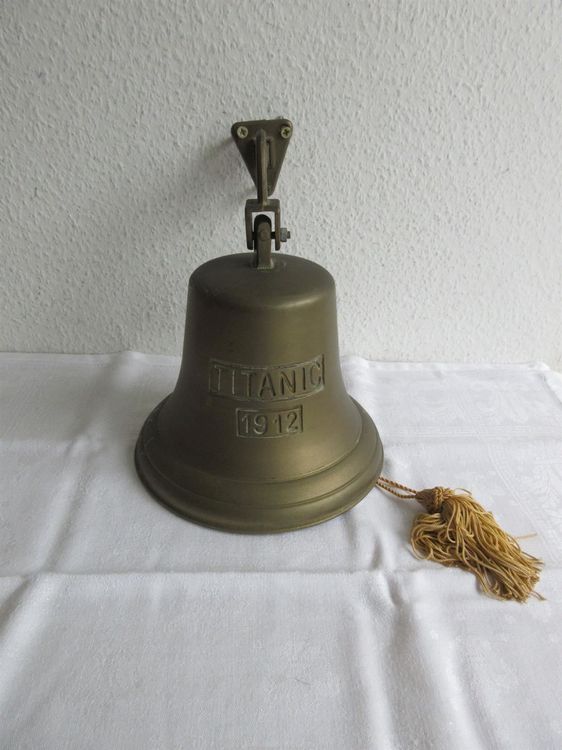 Trodat Glocke Trodat Schiffsglocke 125mm – Brüniert, Mit Gravur, 730g, Für Wandmontage Brünierte Schiffsglocke