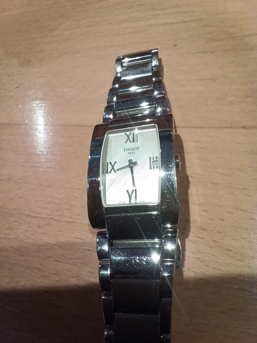 Tissot Uhren: Tissot Damenuhr Perlmutt – Gebraucht aus Unterendingen von tech11 1