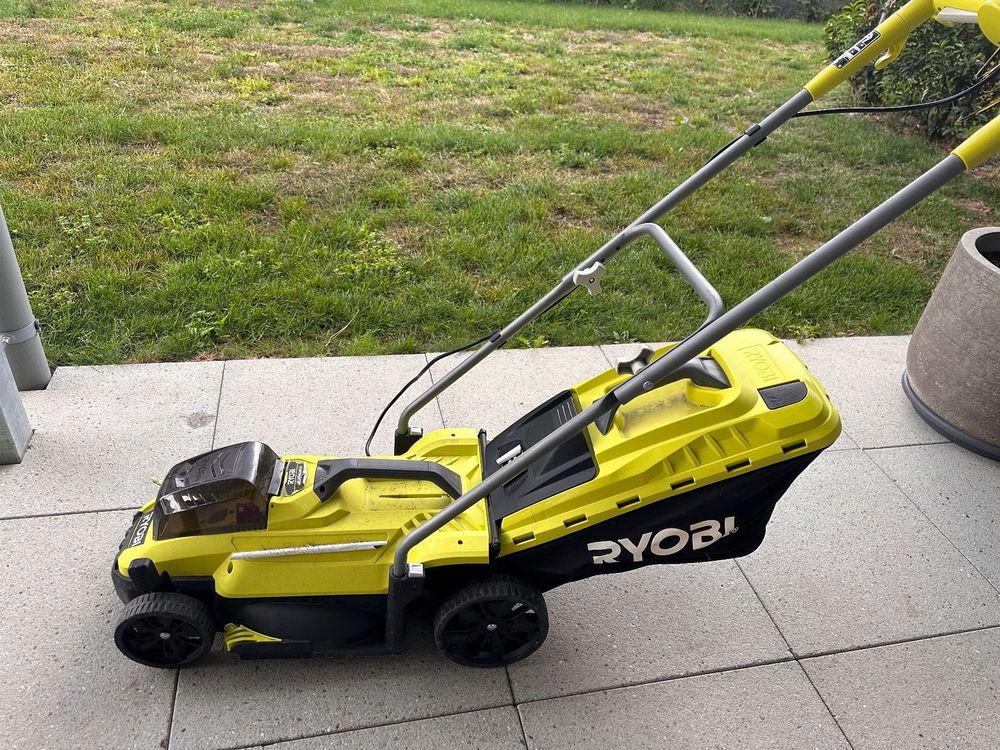 Rasenmäher elektrisch mit Akku Kaufen auf Ricardo