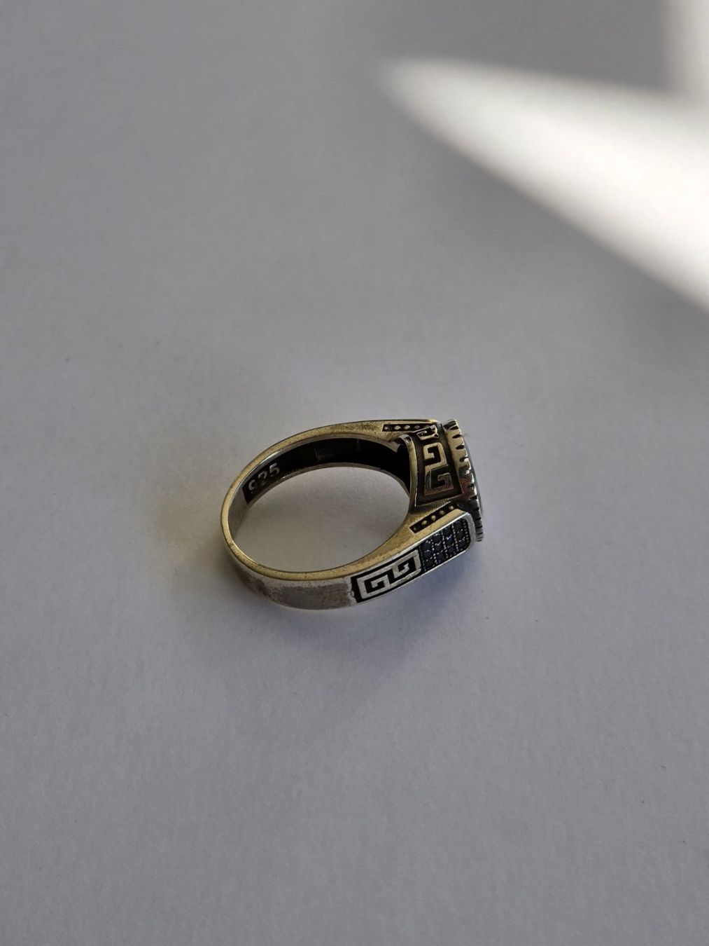 Anelli: Bague en argent, Zircon, taille 61 – Nuovo e nell'imballaggio originale da Neuchâtel venduto da NIDAVELIR 1