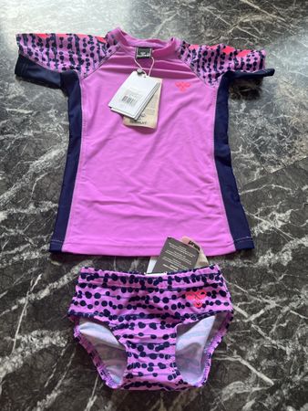 Neu Hummel Badehose (Gr.74-80) Rashguardh (Gr.104)
