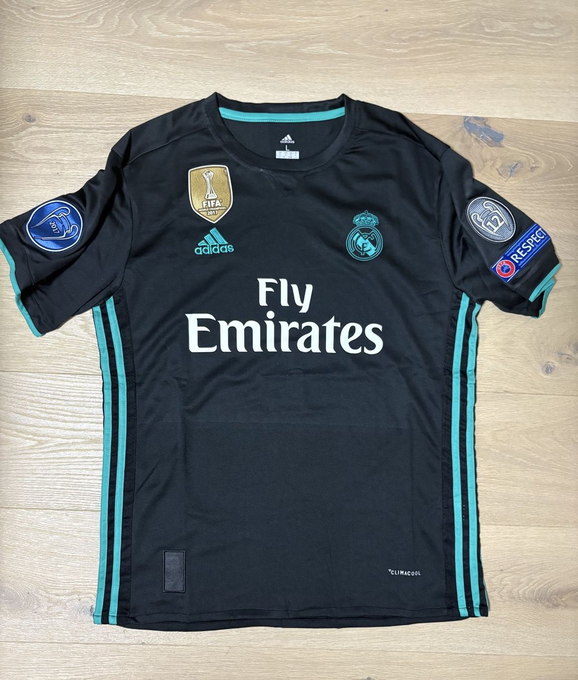 Real Madrid Leibchen & Hosen: Real Madrid Trikot Schwarz L – Neu (gemäss Beschreibung) aus Au SG von hal_k95b