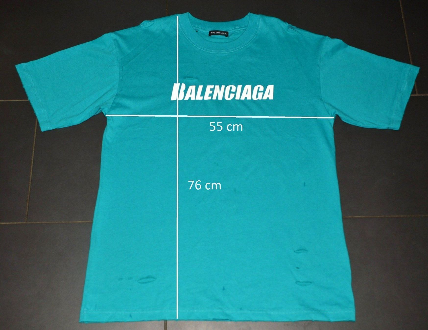 Balenciaga T-shirt: T-Shirt Balenciaga – Usato da Collonges venduto da Auganien 4