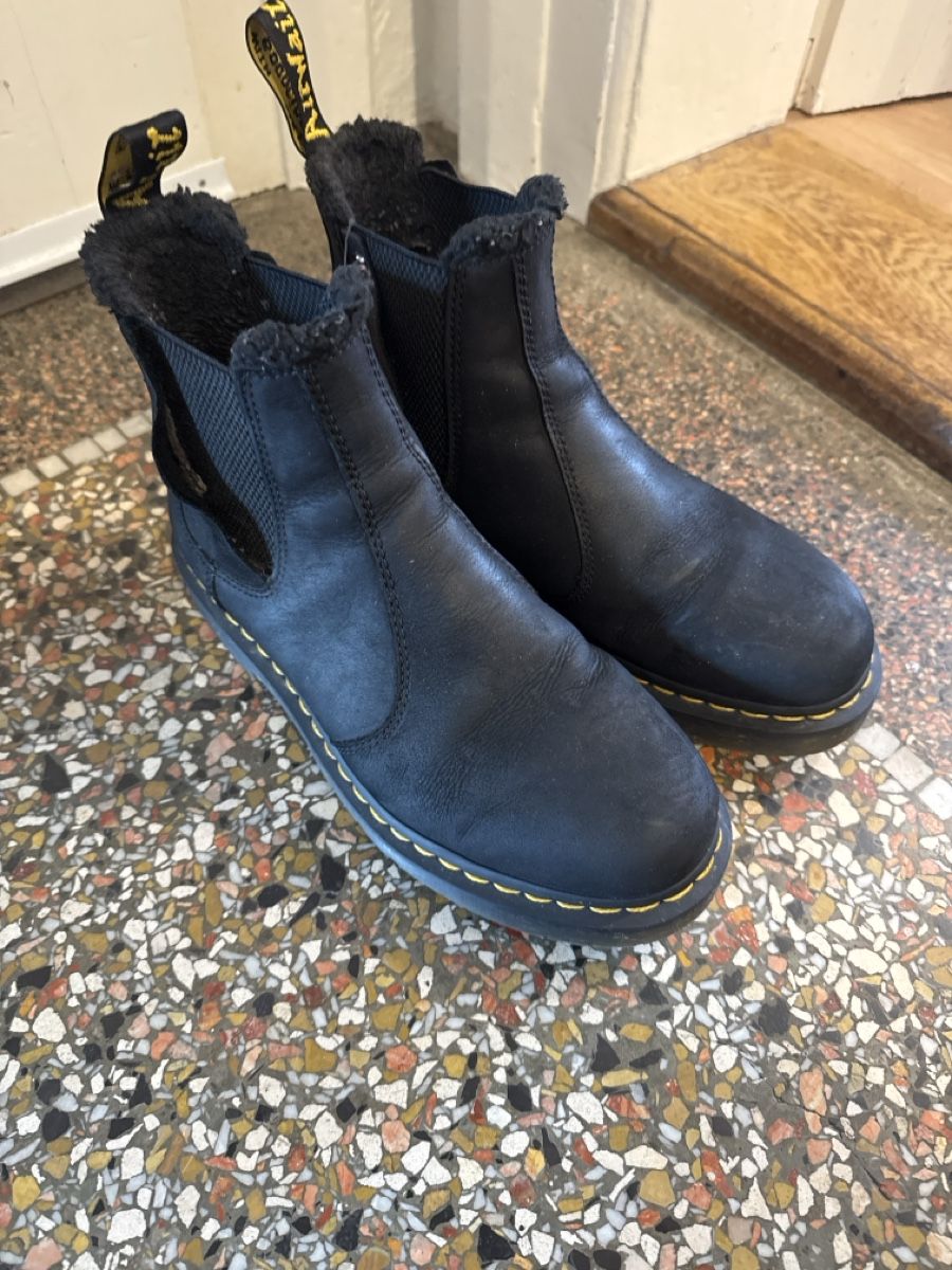 Dr. Martens Herrenschuhe: Dr. Martens Chelsea Boots, GR. 41 – Gebraucht aus Bern von Schindy 1