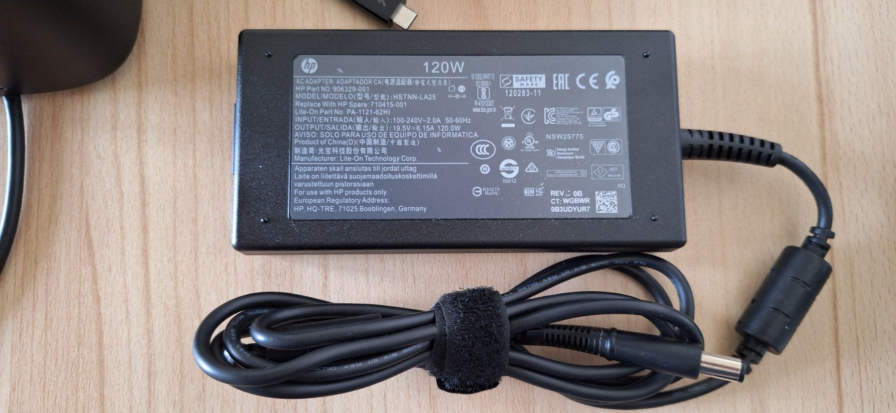 Hewlett Packard Docking station: HP Thunderbolt Dock 120W G2 Dockingstation L14714-001 – Usato da Märstetten venduto da activemember 1