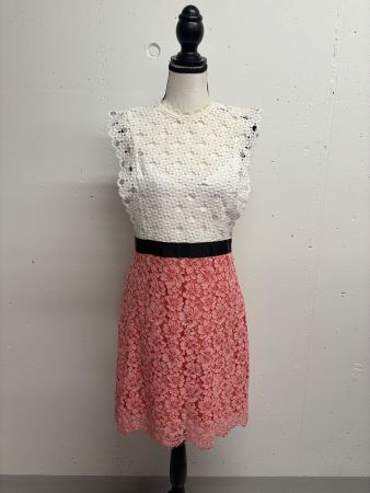Neues Sandro Spitzenkleid Gr. 34 weiss rosa Kleid Spitze