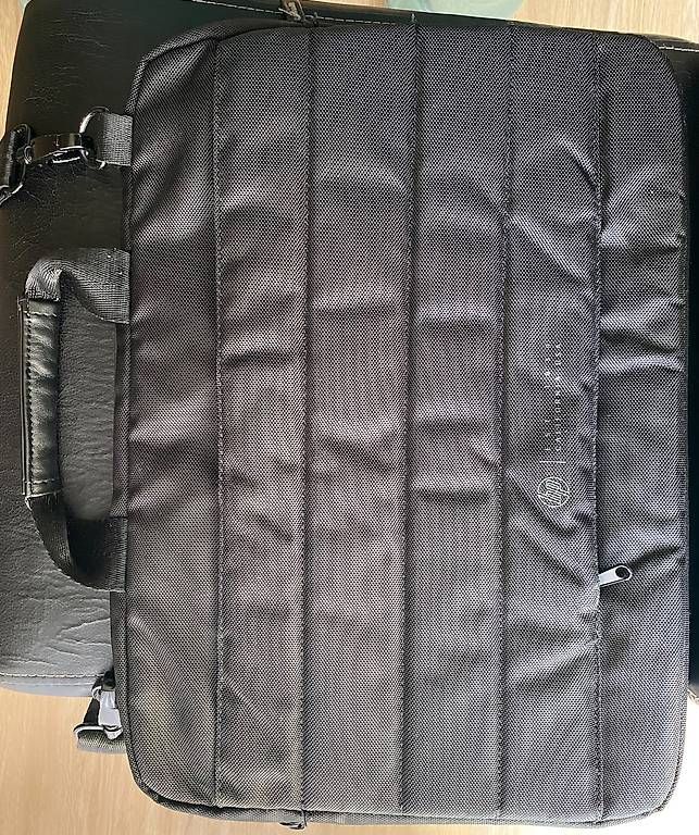 Taschen: HP LaptopTasche / Business Bag 17 zoll (41,5cmx29,5cmx4cm) – Gebraucht aus Basel von gee_c6vd 4