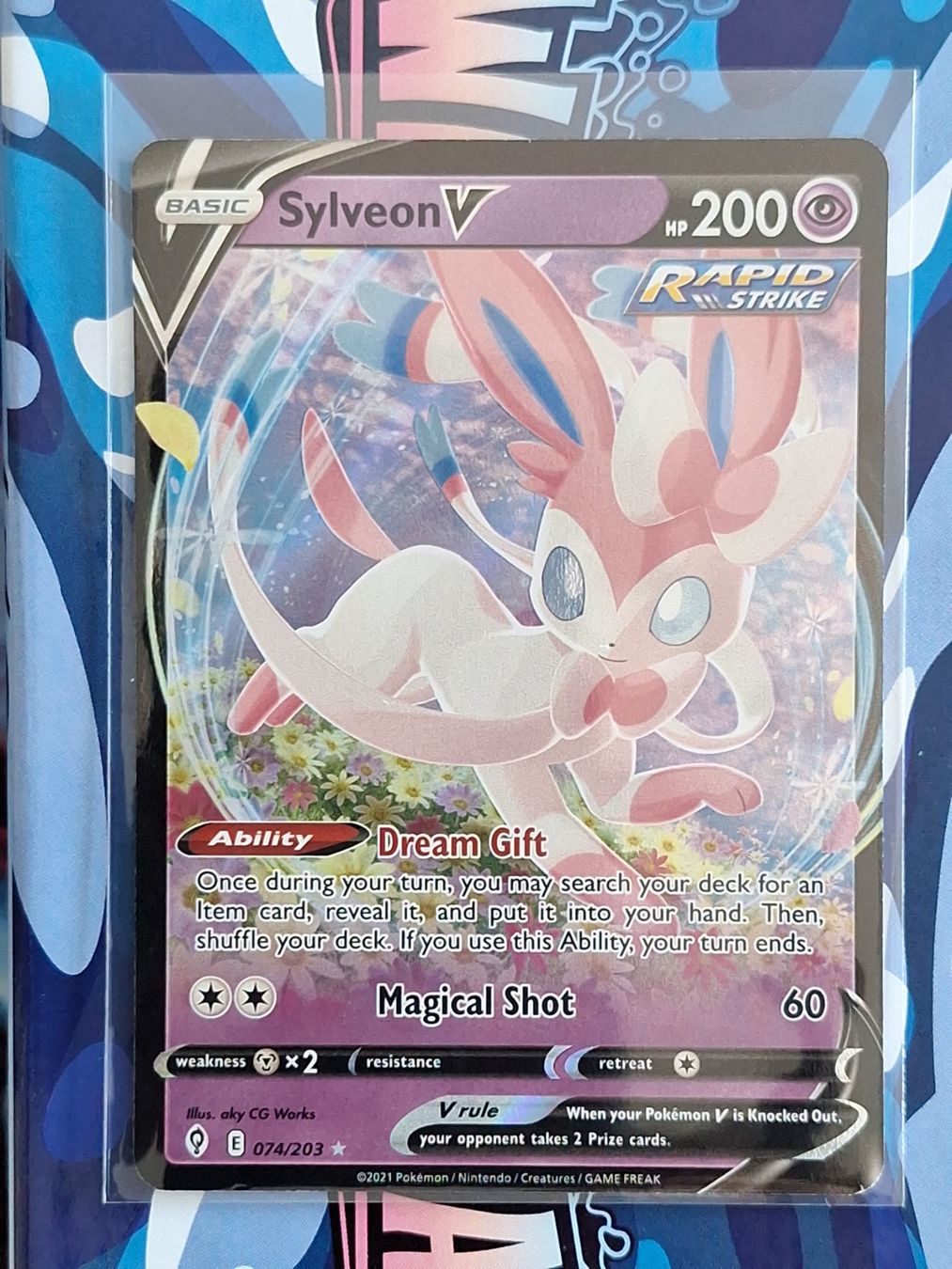 Pokémon Carte collezionabili: Sylveon V - Evolving Skies - #4 – Usato da Altstätten SG venduto da GGsGameshop