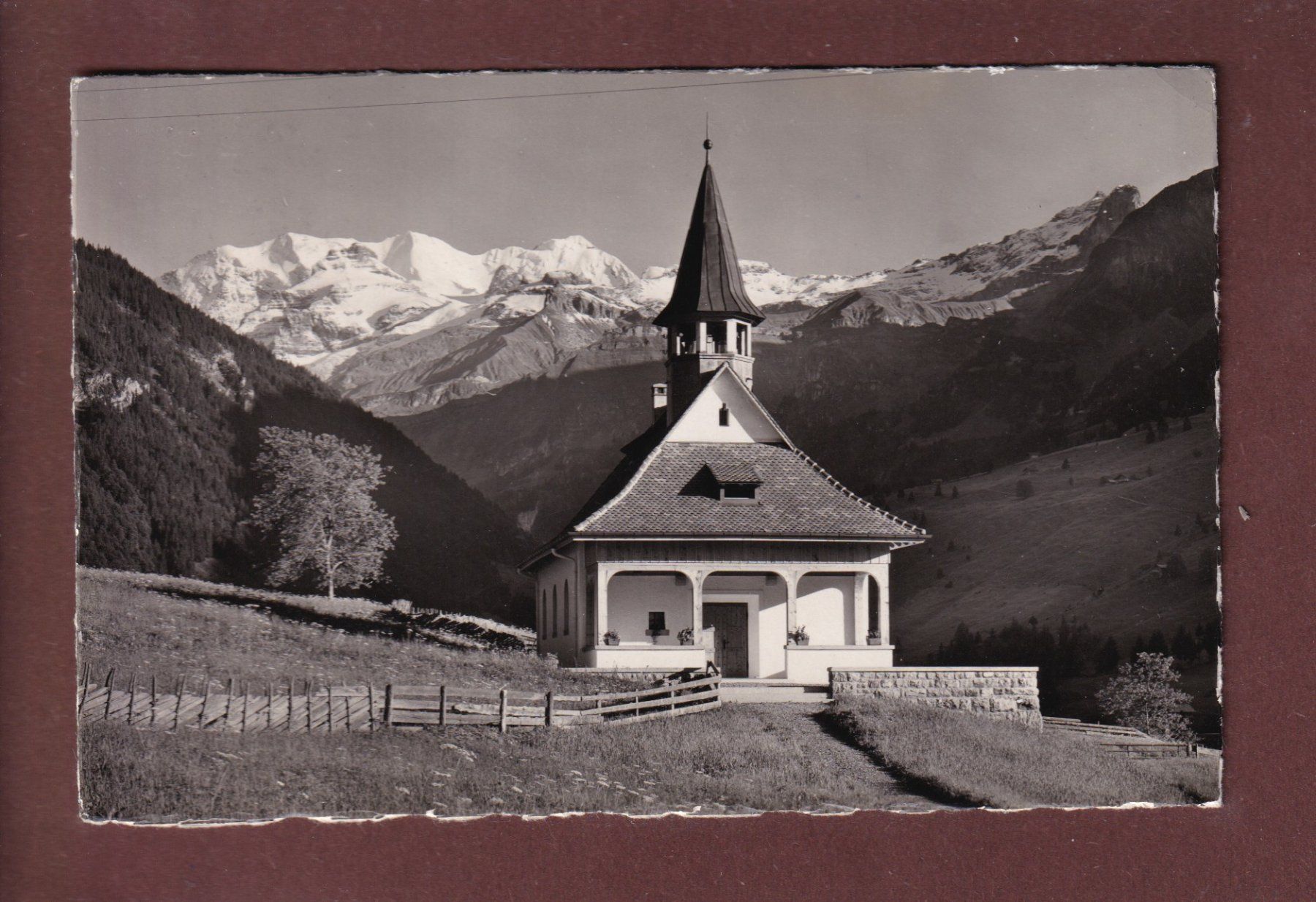 Cartoline postali: KIENTAL - Kapelle - Blümlisalp - 1949 – Usato da Pully venduto da nicecards
