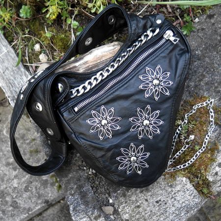 kleine schwarze Umhängetasche Damen, aus Pferdeleder schwarz
